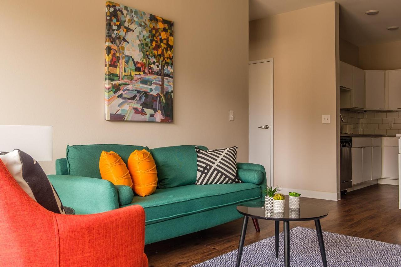 Frontdesk Core Apts Campustown Эймс Номер фото